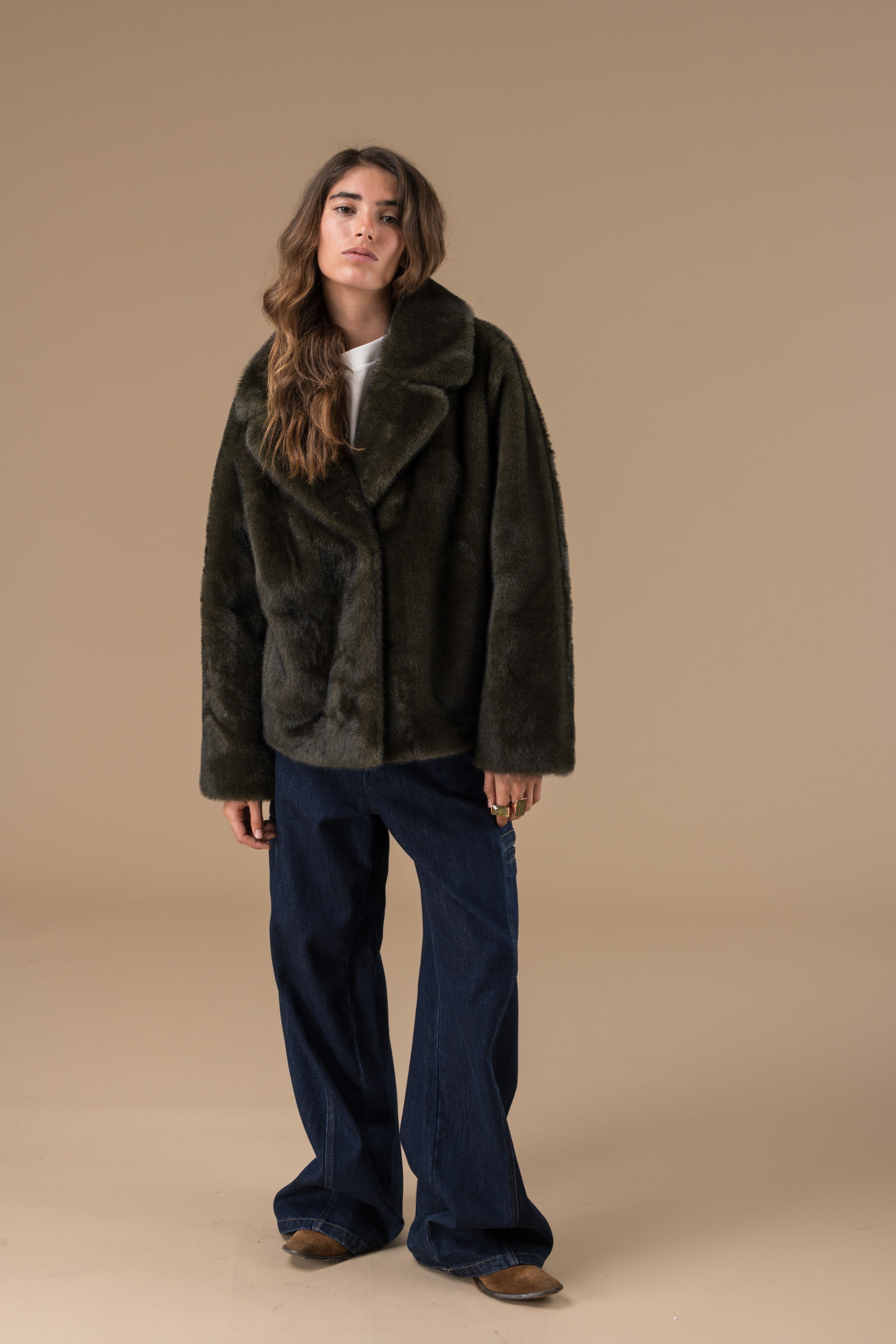 Manteau Oxana kaki et col large à revers