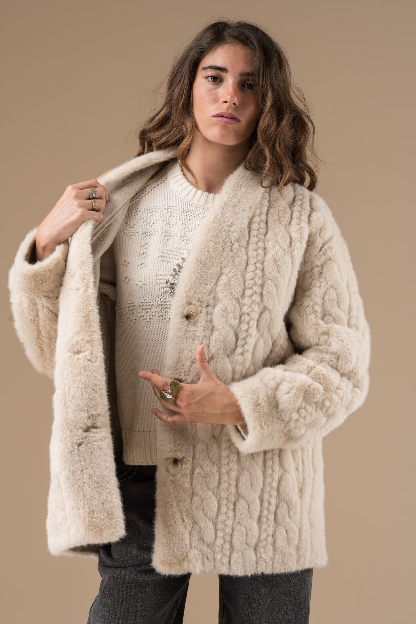 Veste Veronica Ecru au col classique