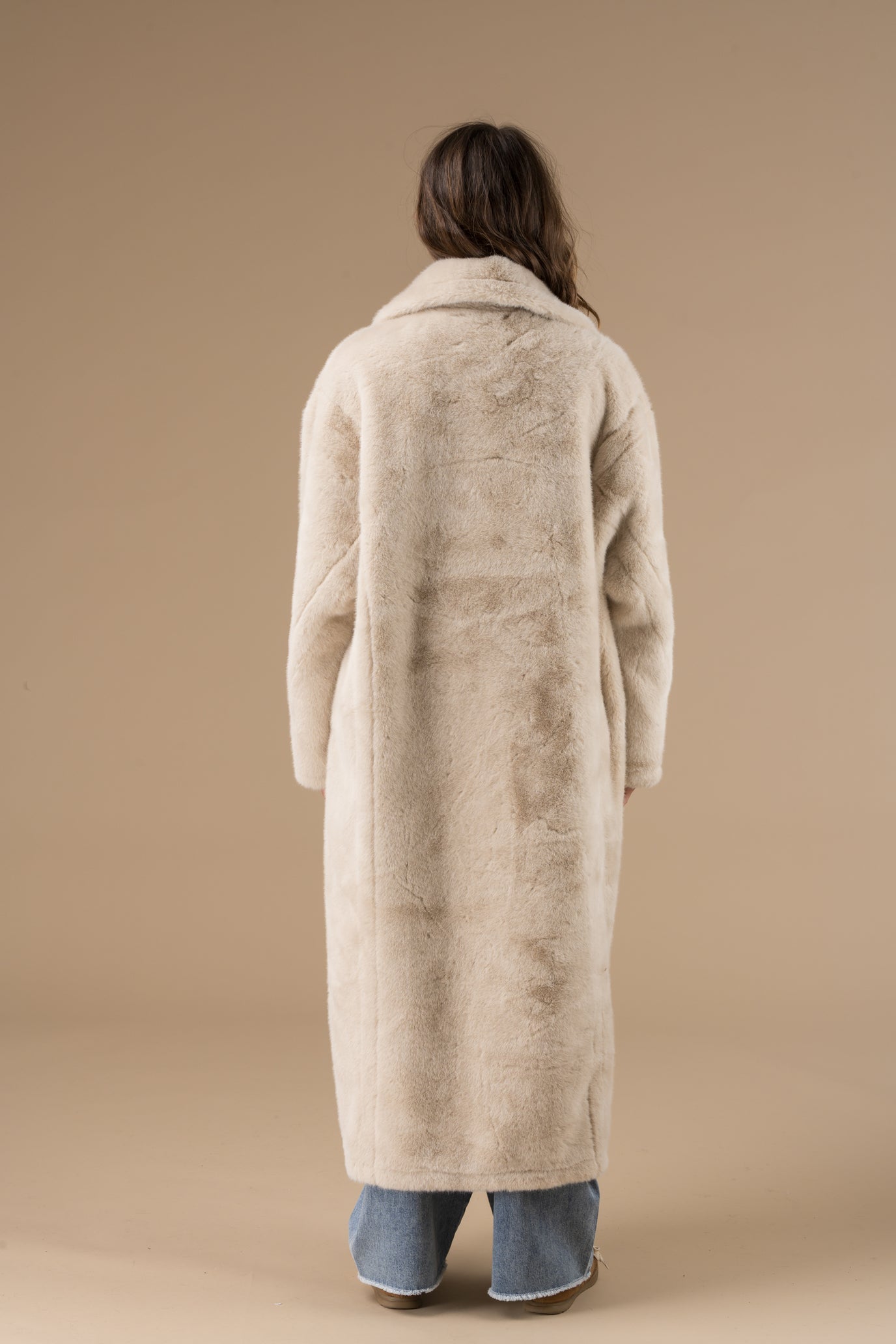 Manteau long Laouni en fausse fourrure