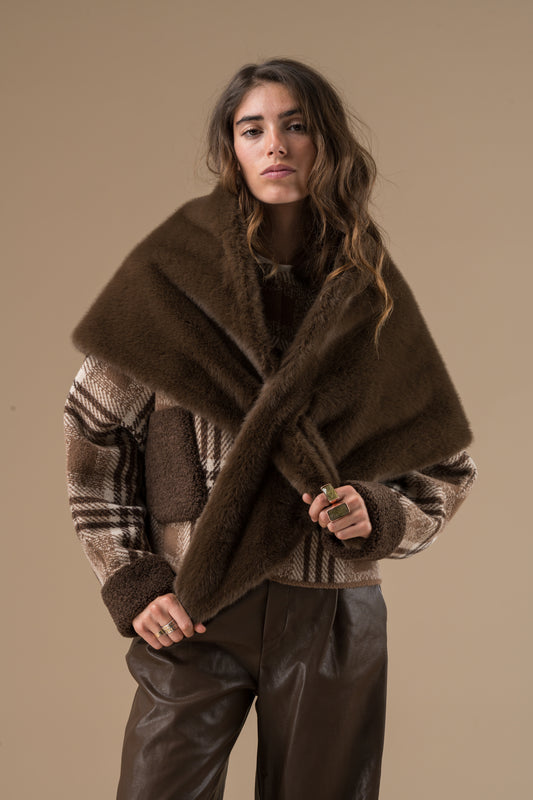 Echarpe Xenda fourrure généreuse