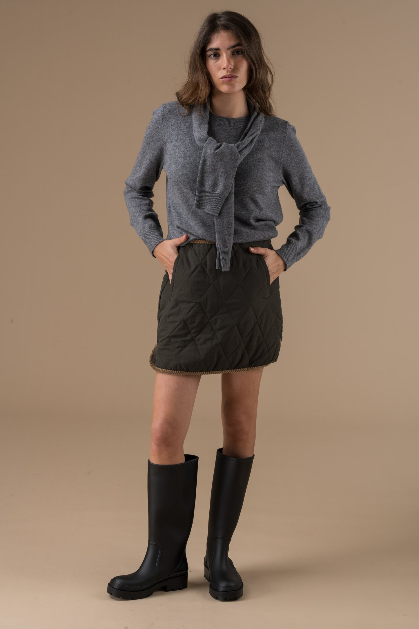 Jupe Aconit droite courte matelassée