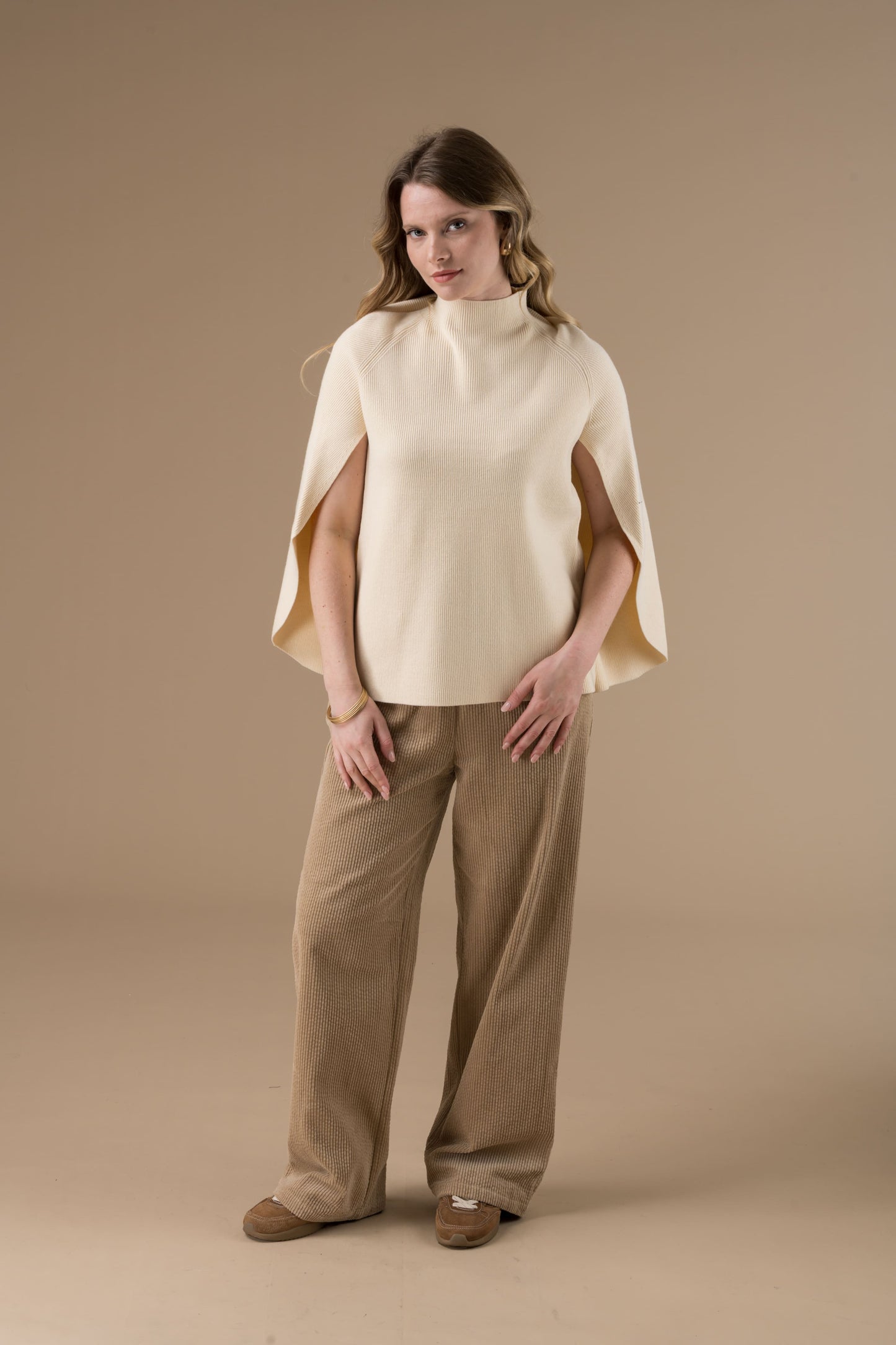 Pantalon Meredith droit en velours côtelé