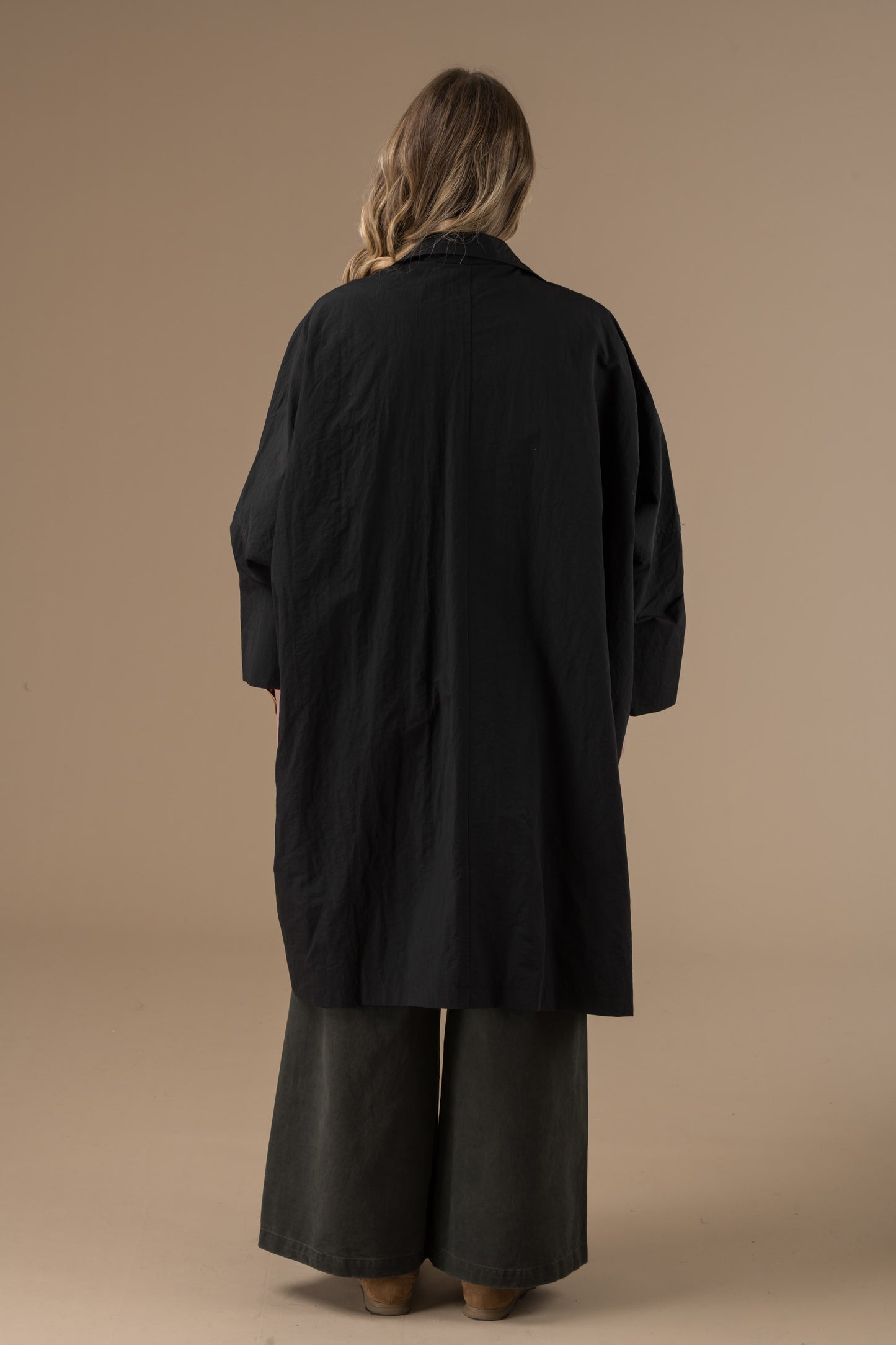 Manteau Rita long en nylon fermeture par boutons