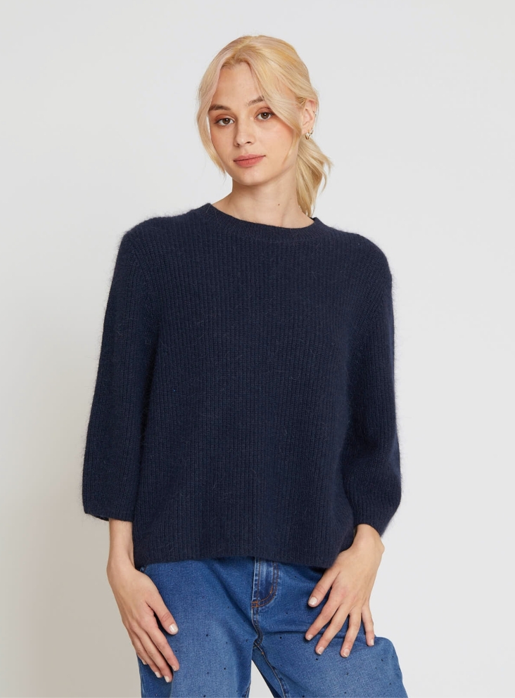 Stavanger navy sweater