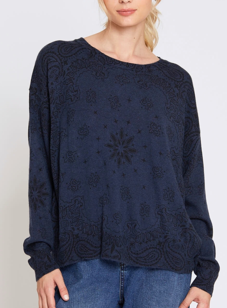 Edmond l'Adorée midnight sweater