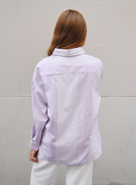 Daria Strass pink shirt