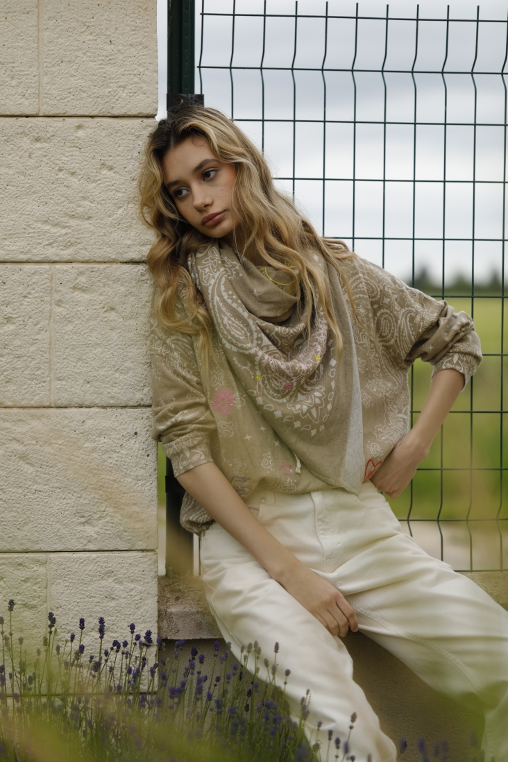 Pull Edmond la rêveuse beige