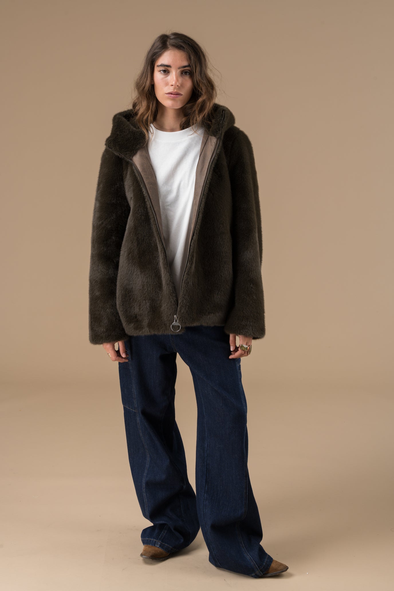 Manteau Katarina et sa capuche