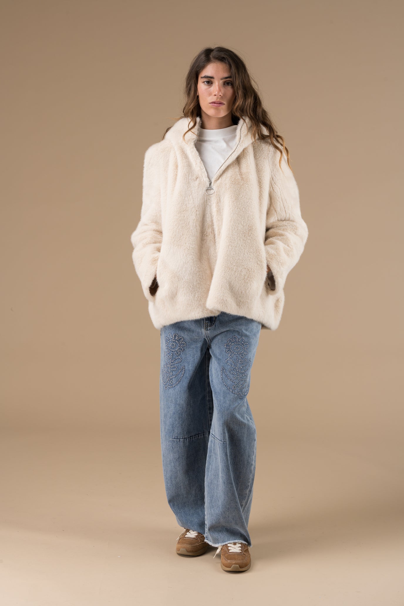 Manteau Katarina et sa capuche