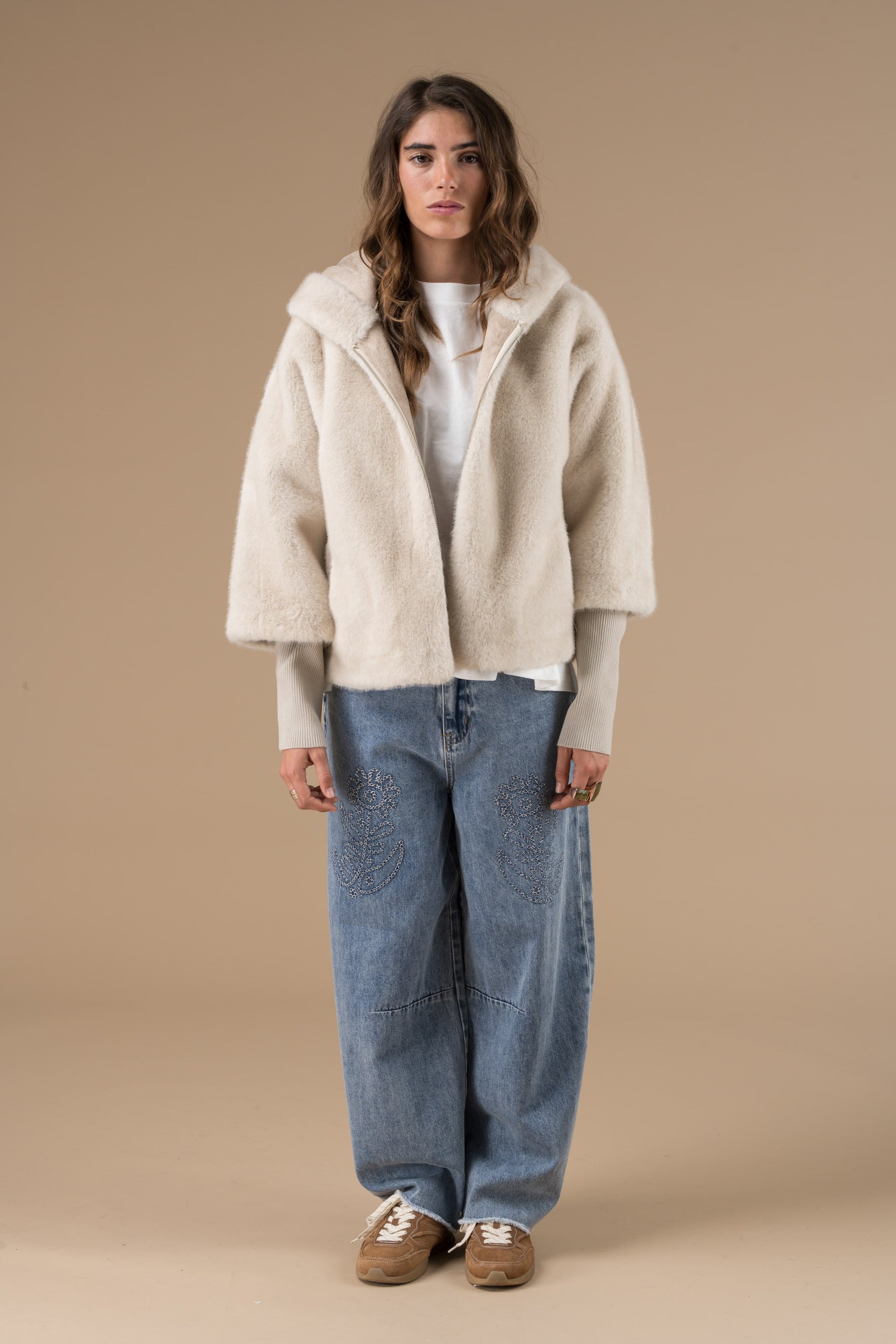 Manteau Slava en fausse fourrure