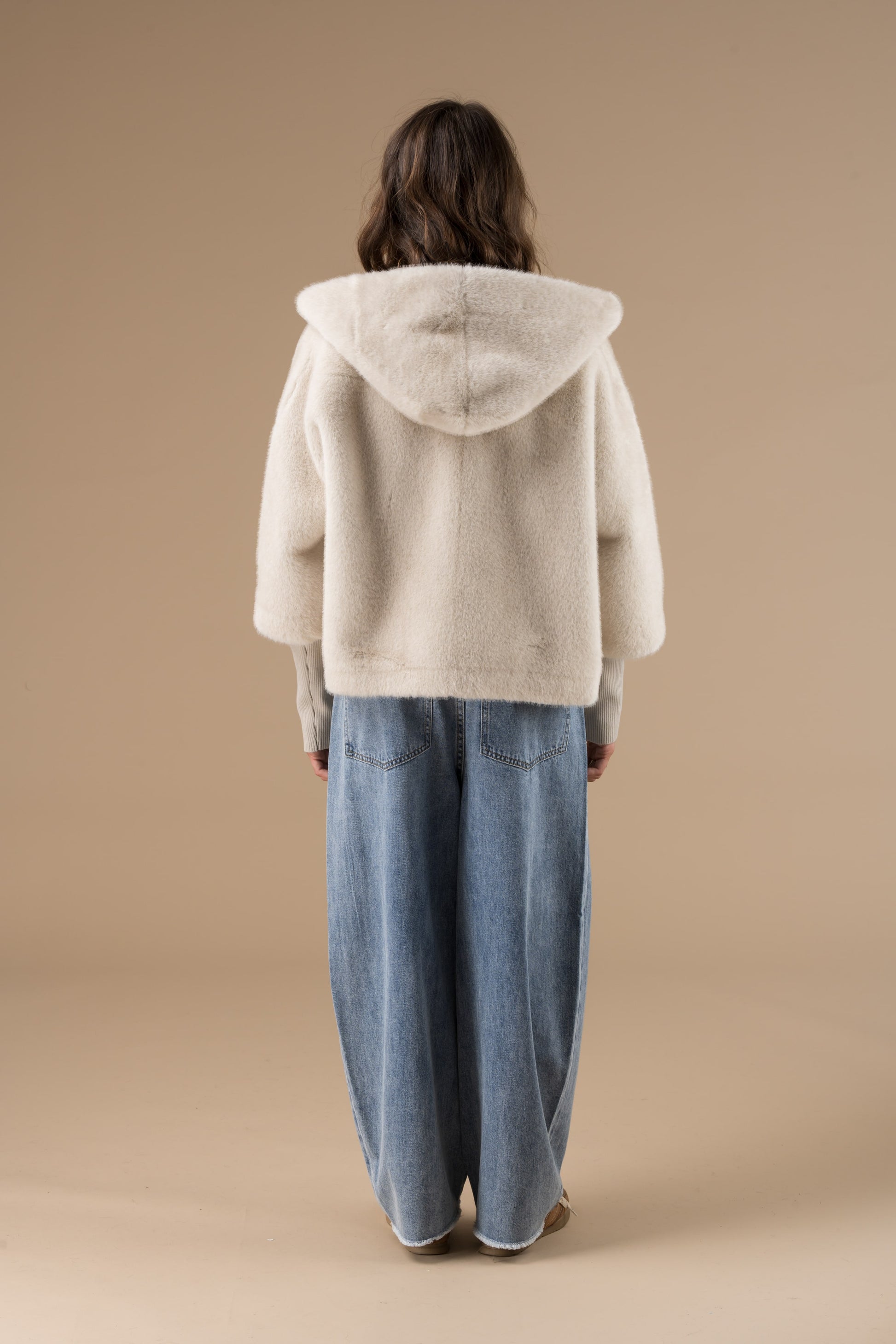 Manteau Slava en fausse fourrure
