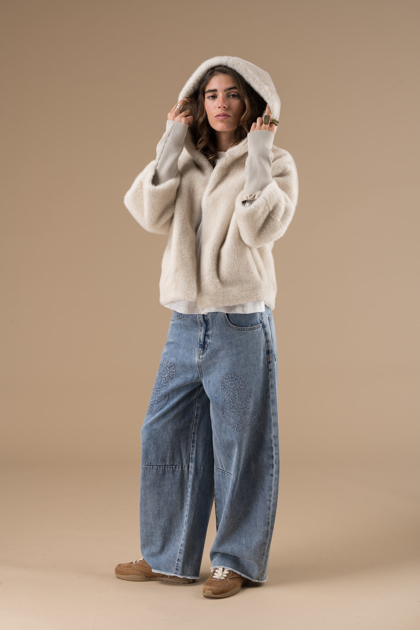 Manteau Slava en fausse fourrure