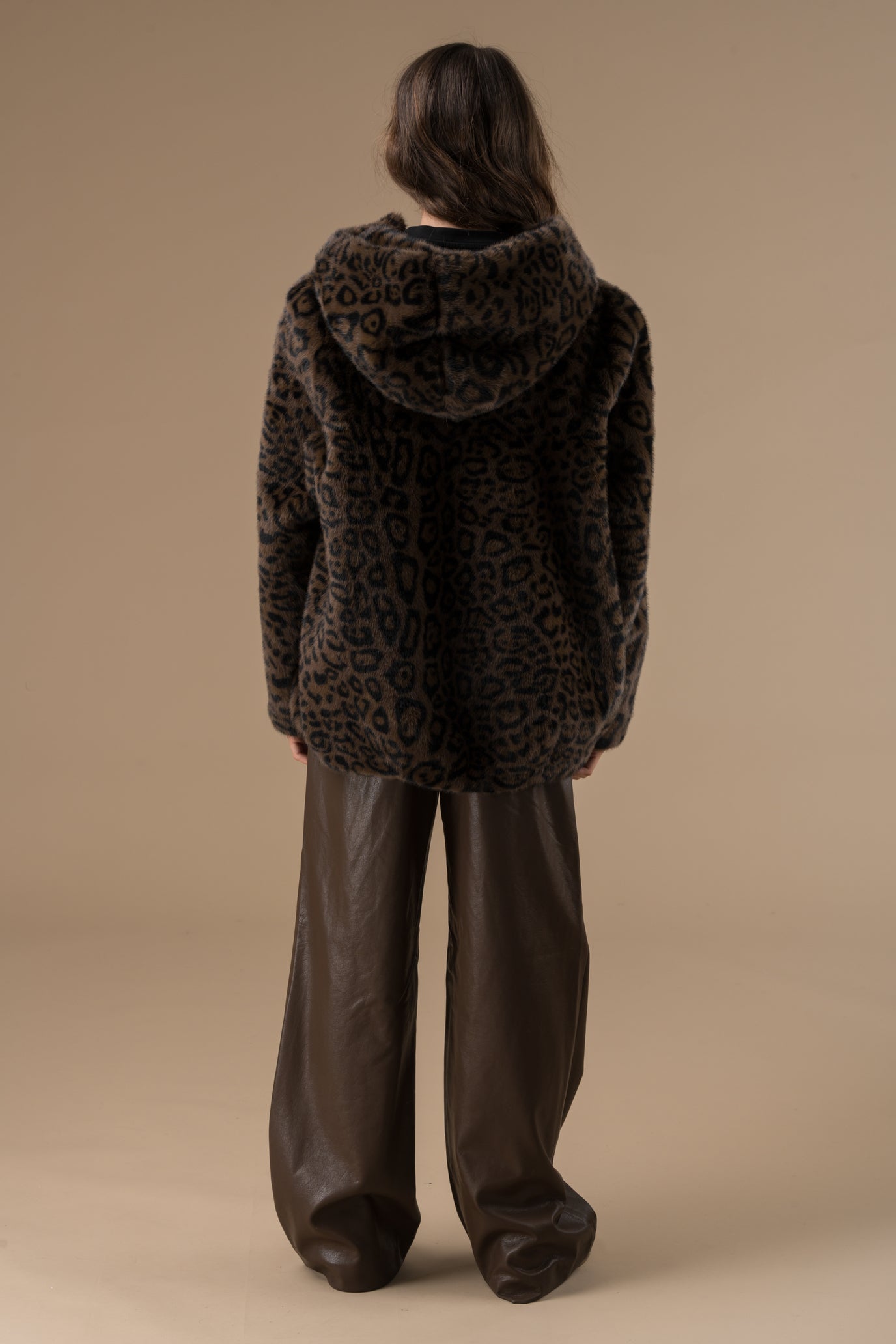 Manteau Katarina et sa capuche