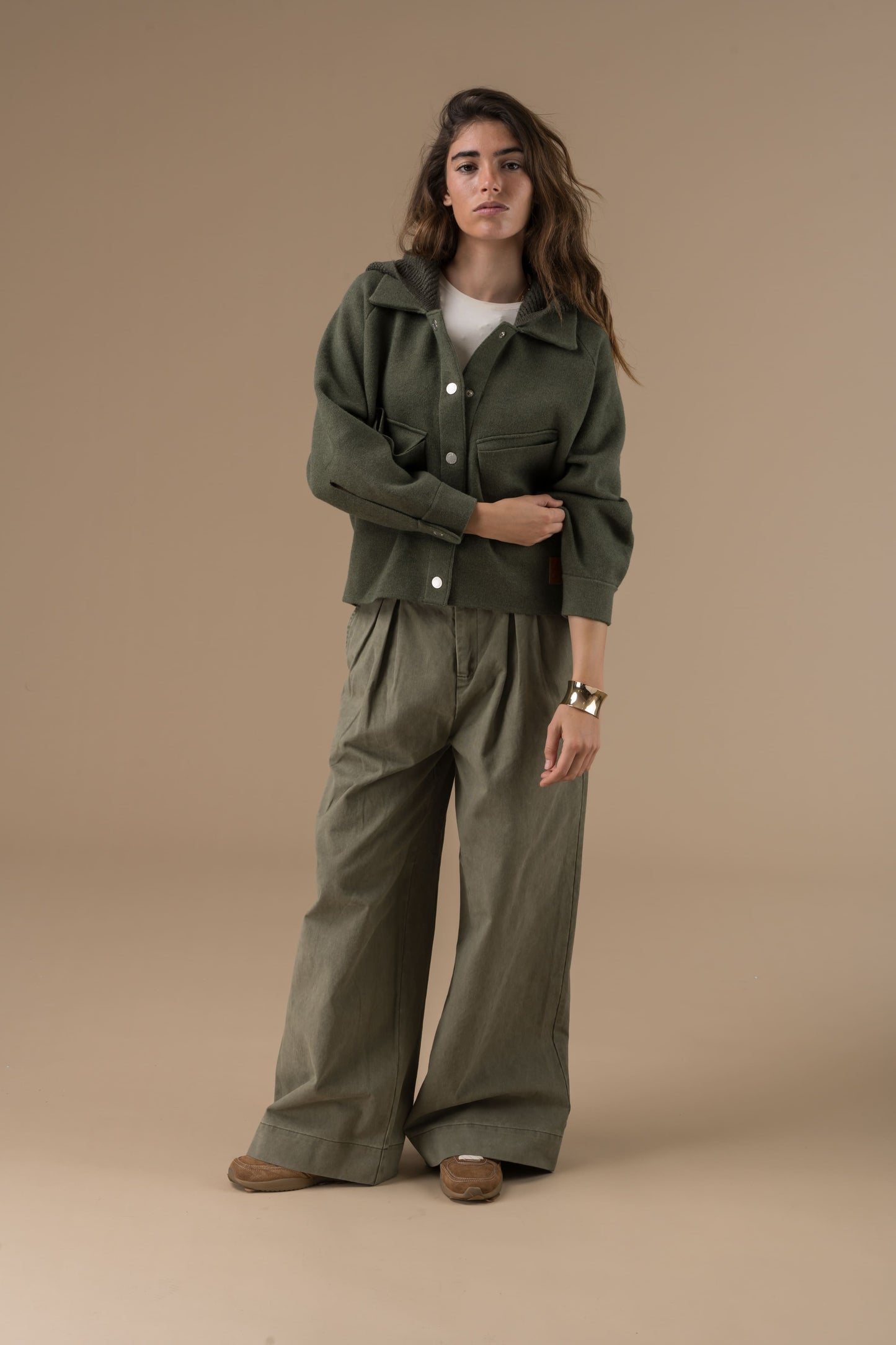 Veste Nerina courte avec capuche amovible