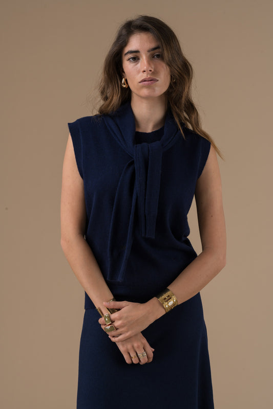 Pull Domitille sans manches et col montant