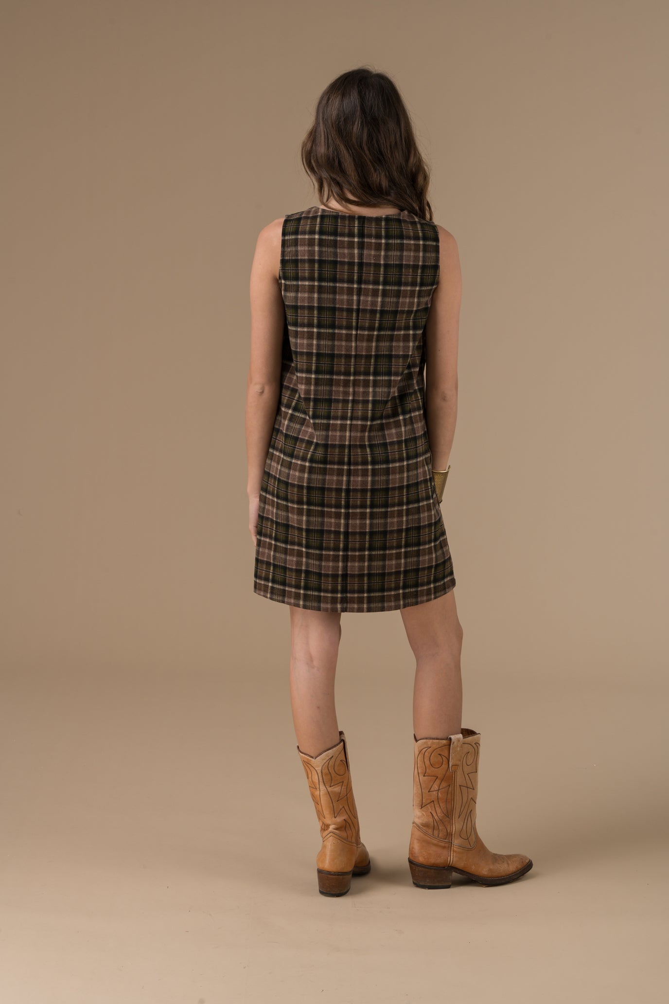Robe Ashley courte sans manches dos mousse