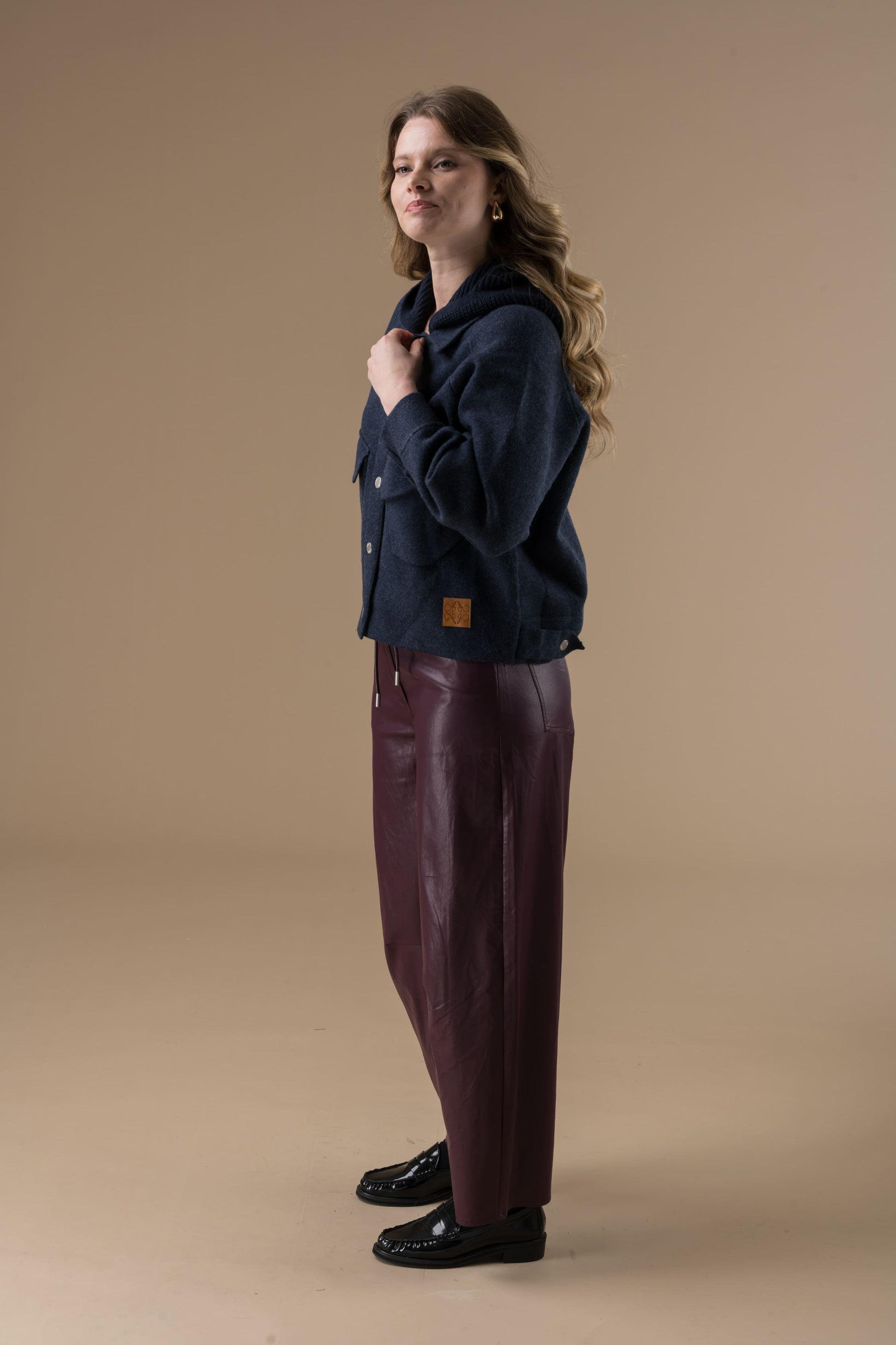 Veste Nerina courte avec capuche amovible