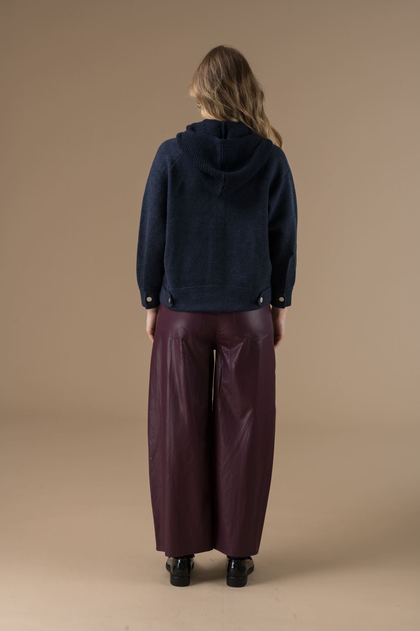 Veste Nerina courte avec capuche amovible