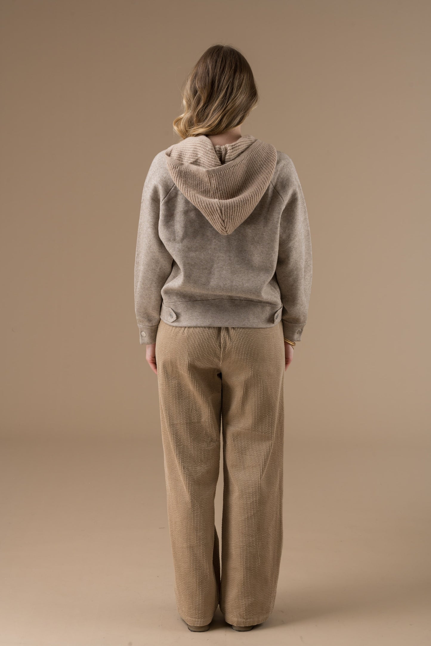 Pantalon Meredith droit en velours côtelé