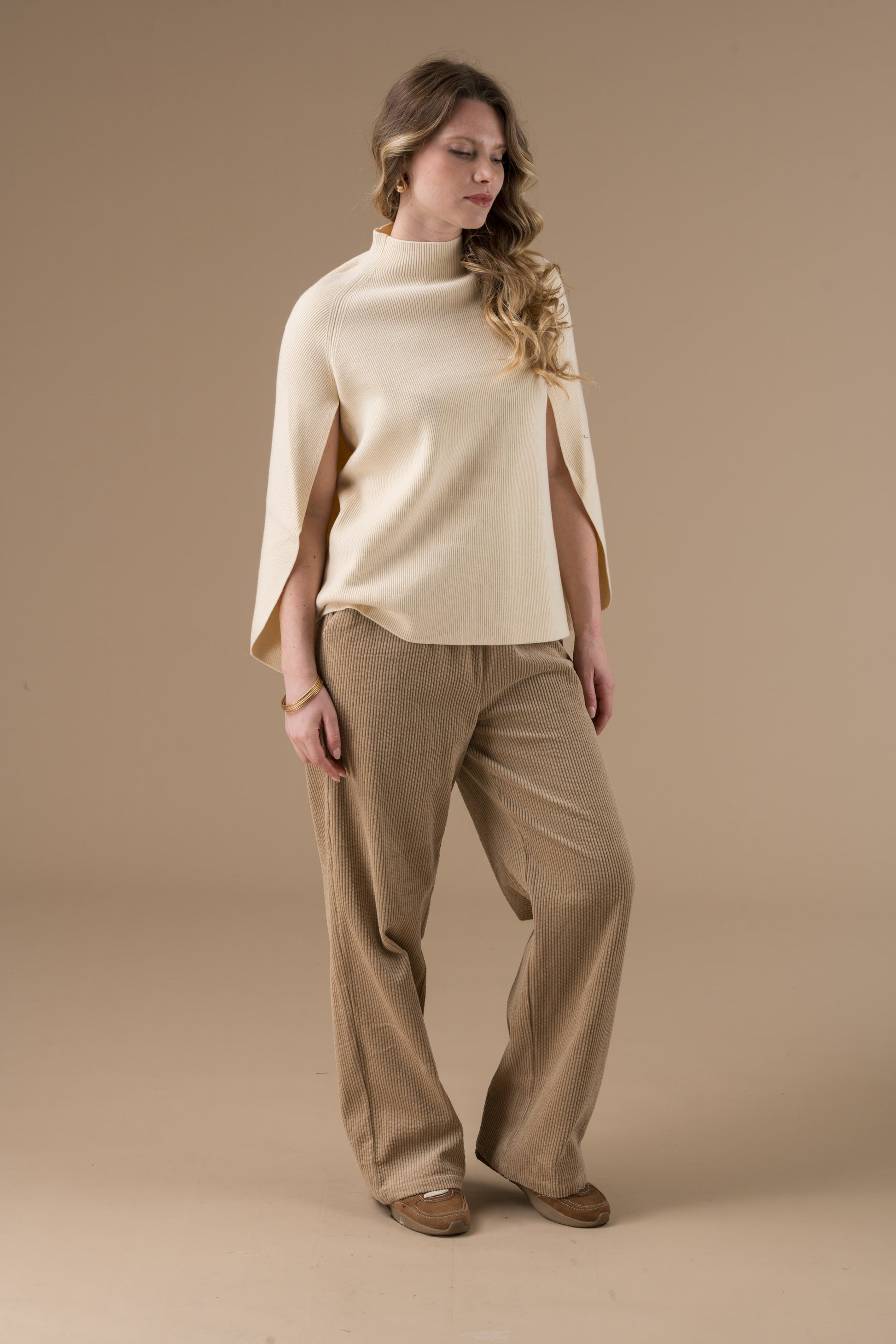 Pantalon Cleo velours côtelé esprit tailleur