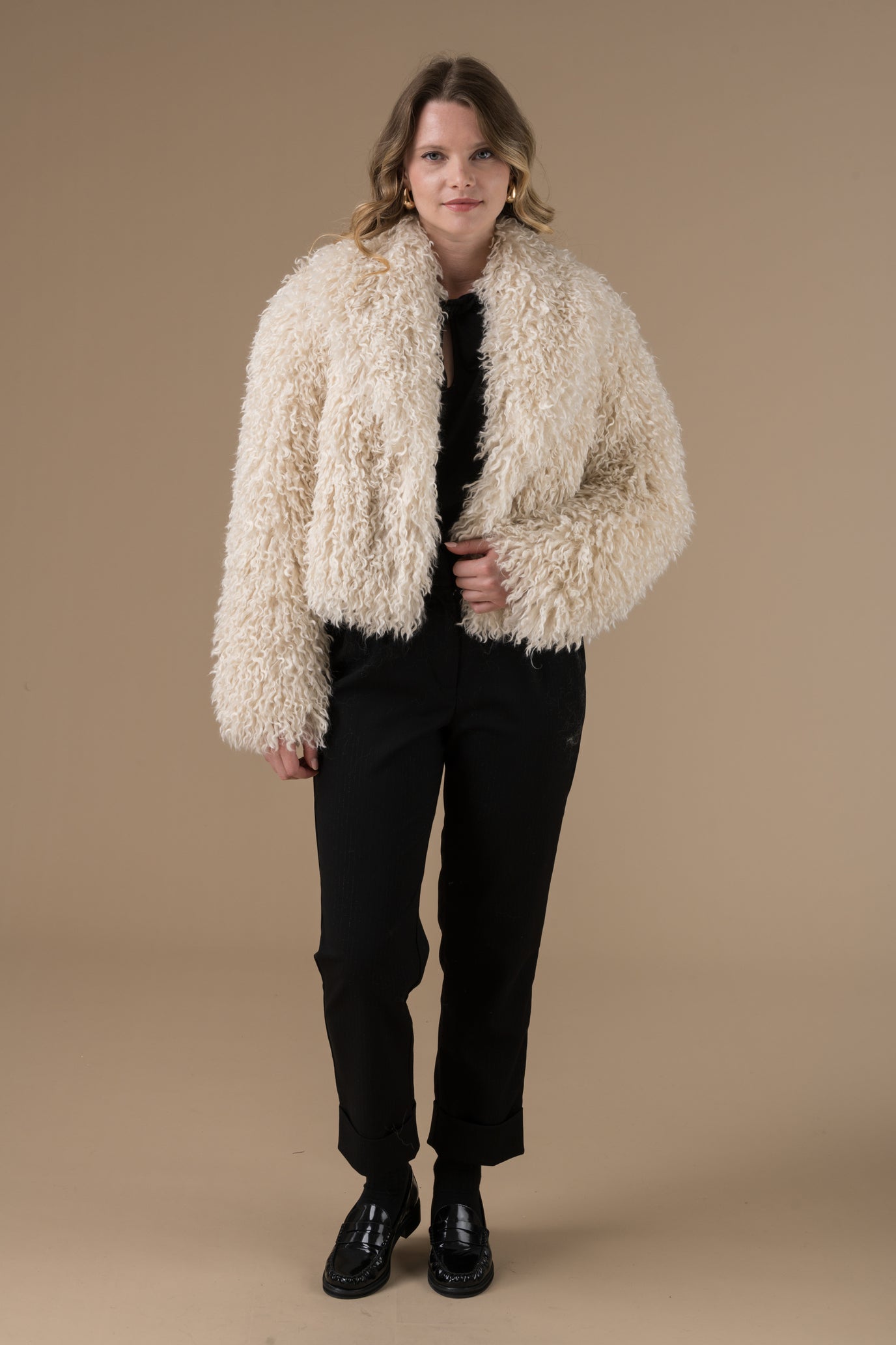 Manteau Aliana Ecru effet fourrure bouclée