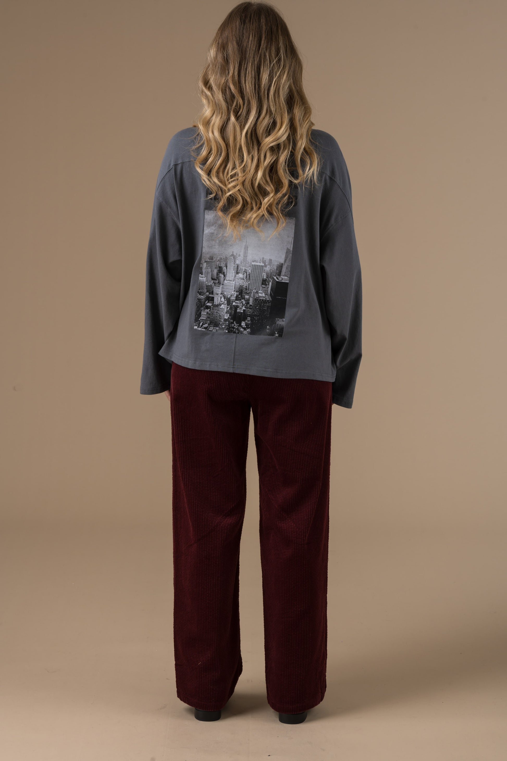 Pantalon Meredith droit en velours côtelé