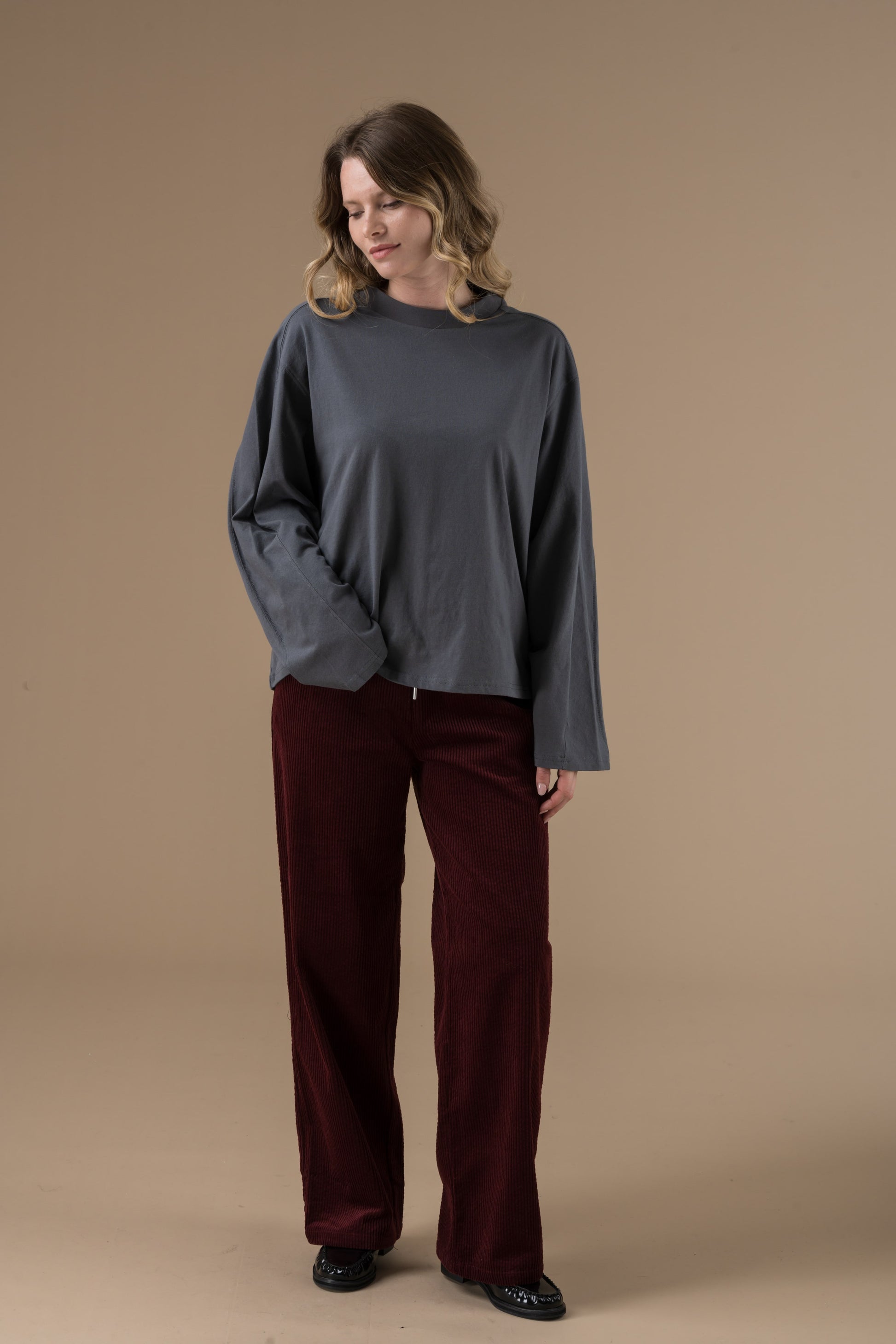 Pantalon Cleo velours côtelé esprit tailleur