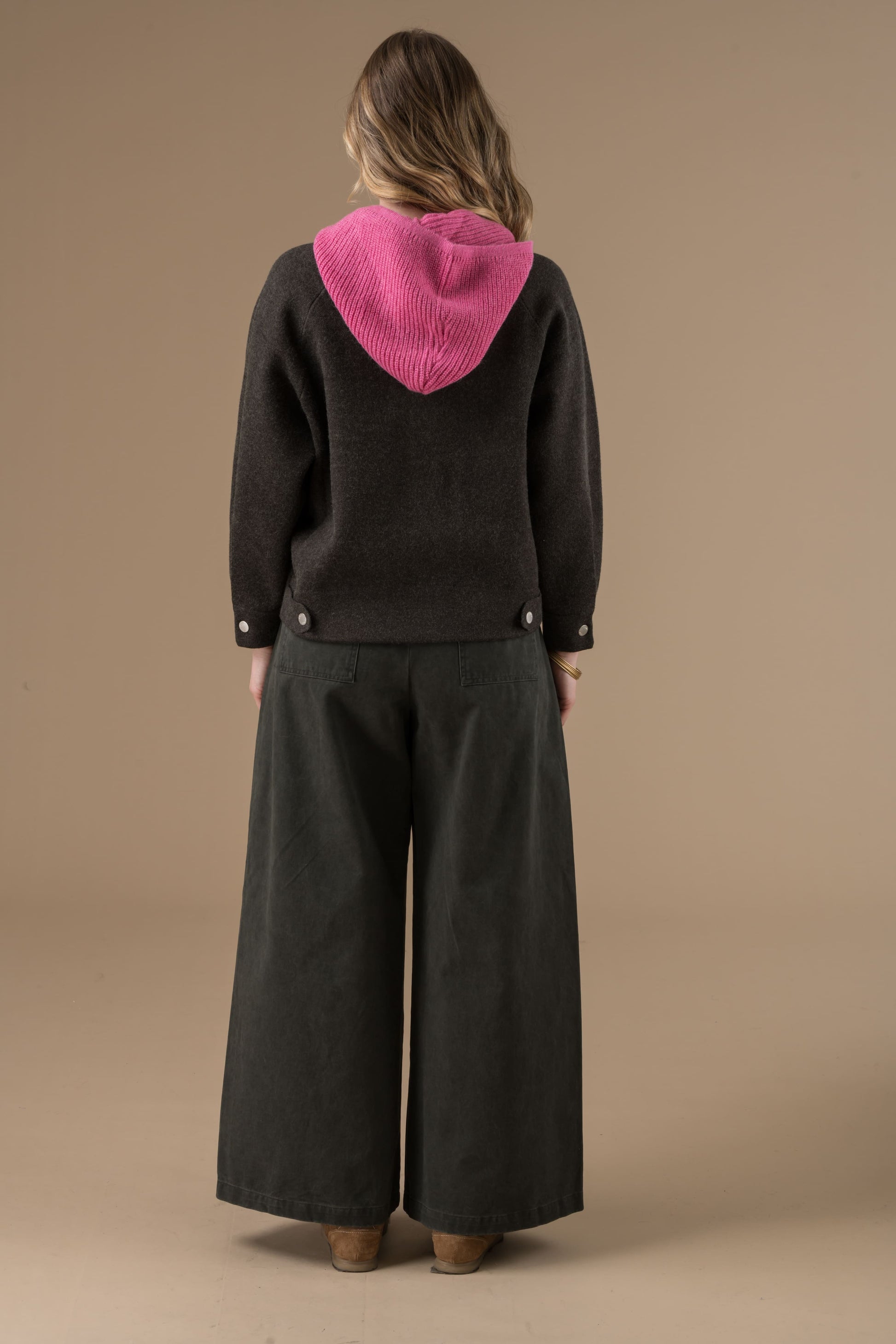 Veste Nerina courte avec capuche amovible