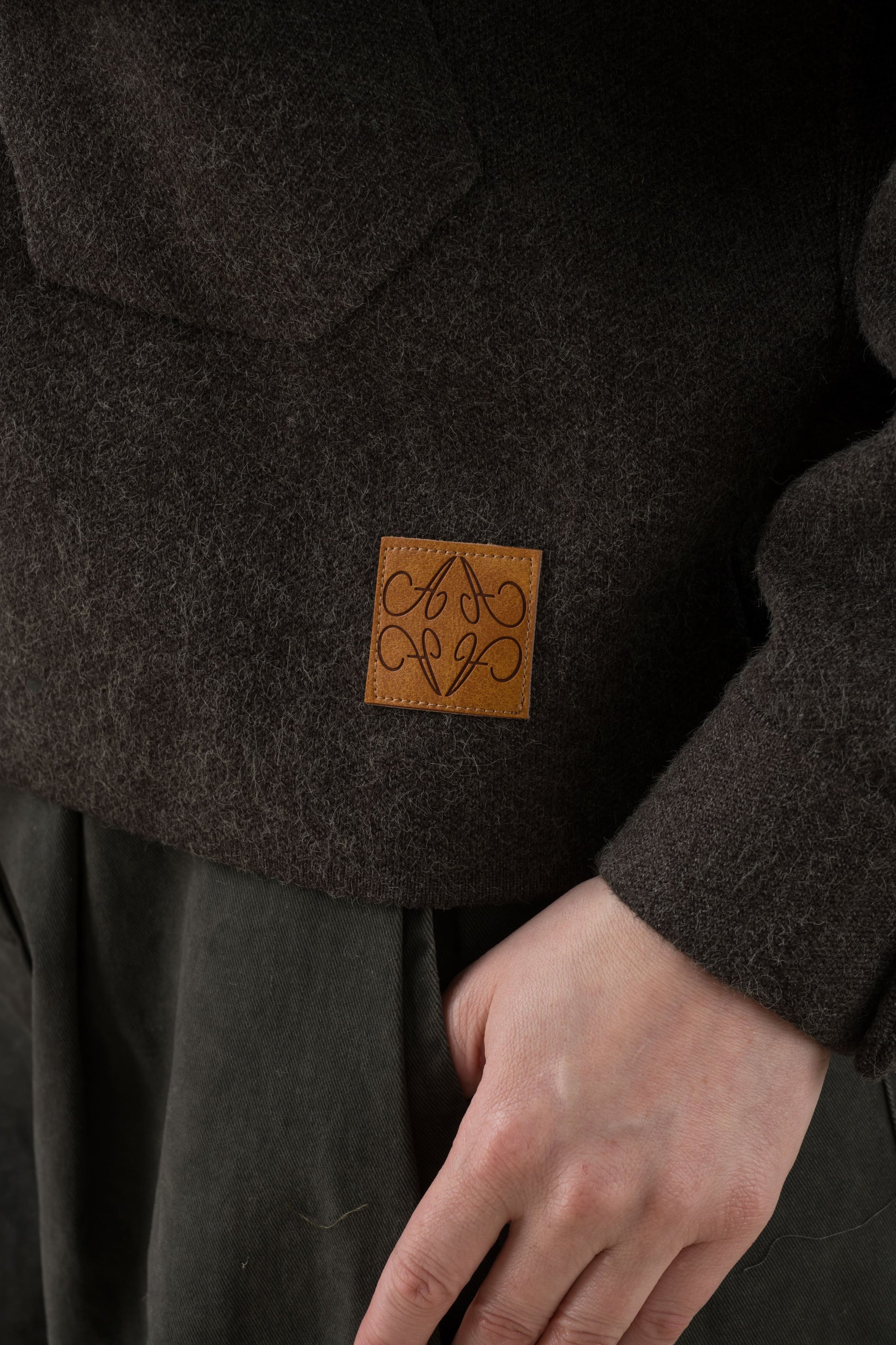 Veste Nerina courte avec capuche amovible