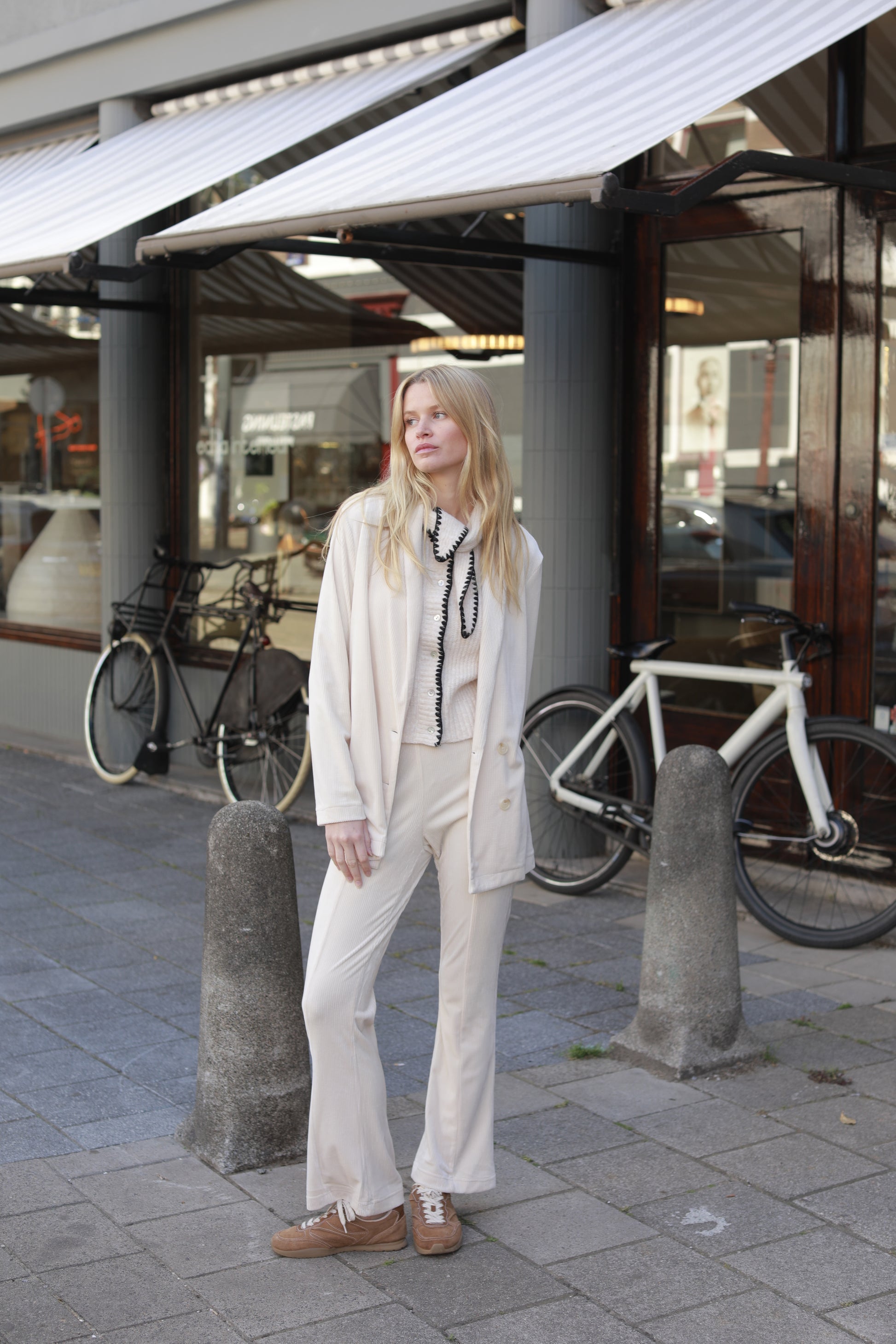 Pantalon Cassie droit taille haute