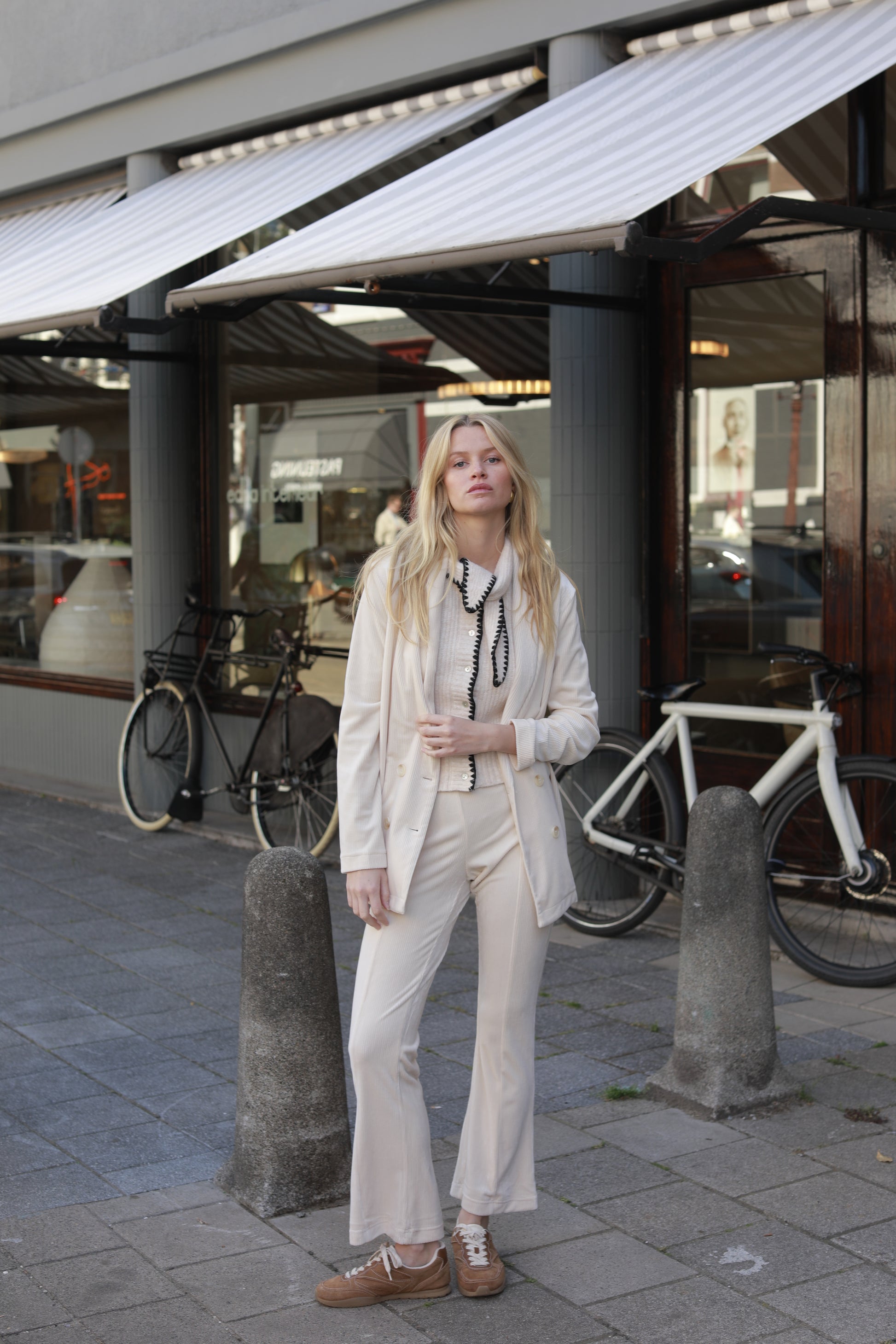 Pantalon Cassie droit taille haute