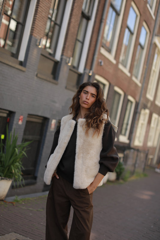 Gilet Vassilissa en fausse fourrure