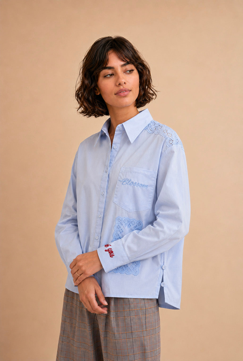 Chemise avec broderies Arlo - Ciel