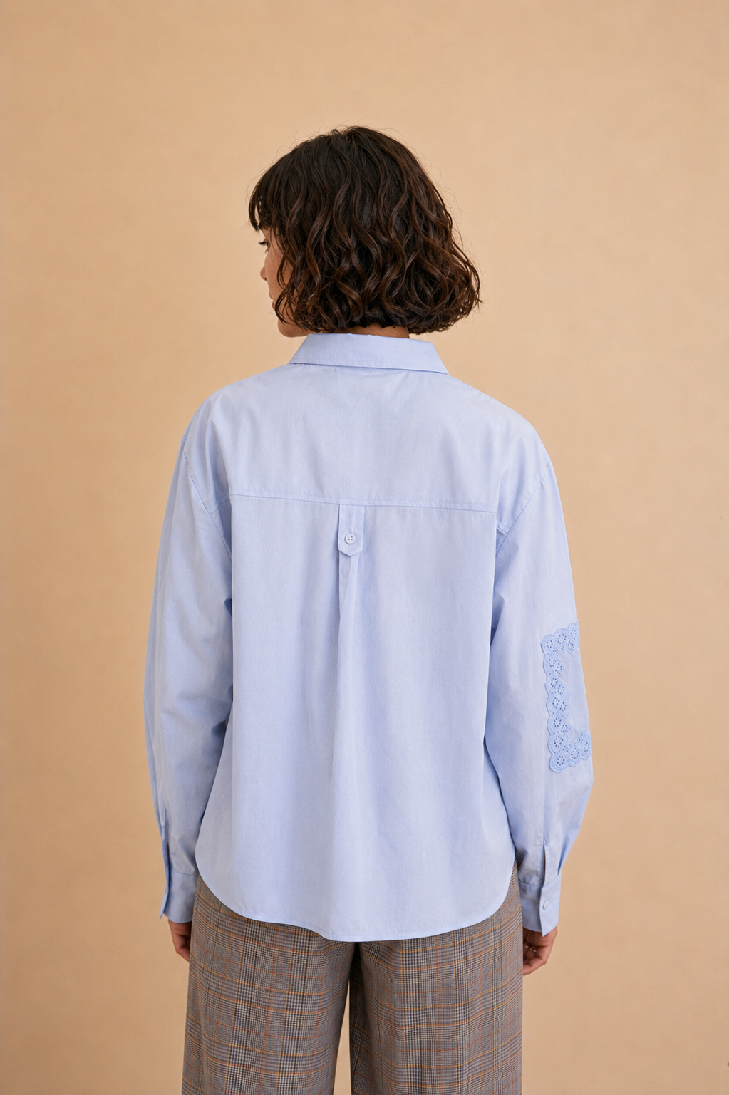 Chemise avec broderies Arlo - Ciel