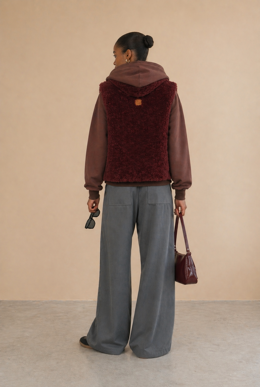 Veste sans manches fausse fourrure Delia - Burgundy
