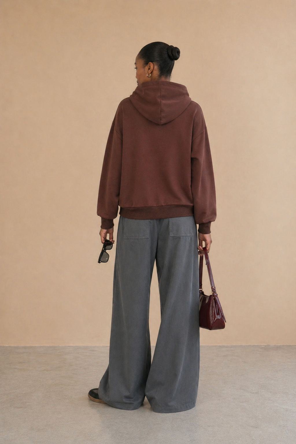 Sweat à capuche brodé Elynn - Chocolat