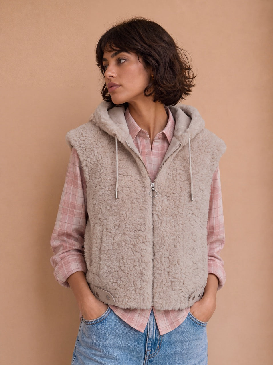 Veste sans manches en fausse fourrure Delia - Nude