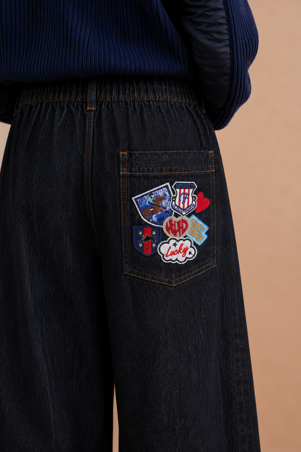 Pantalon large à poche brodée Rena - Denim Noir